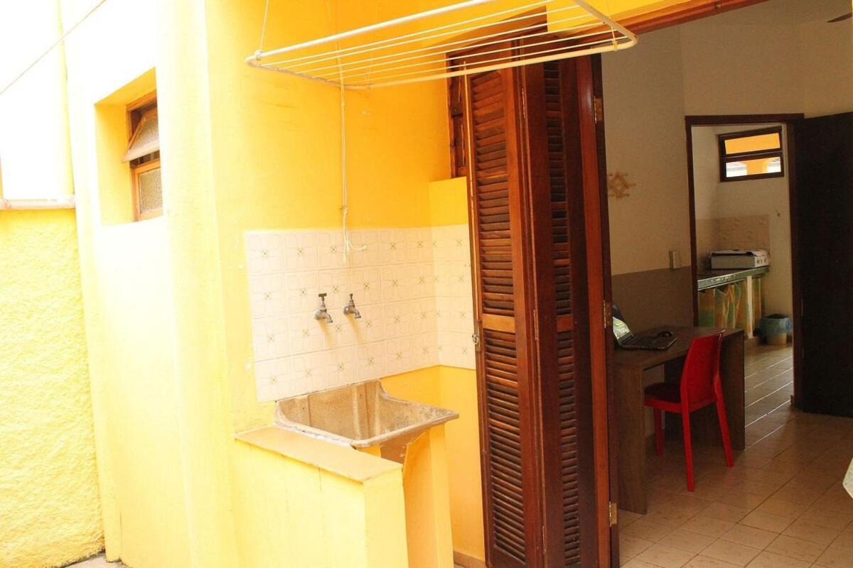 Apartamento F2 Apto Terreo Perto 3 Praias E Comercio A Pe *